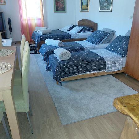 Studio Apartman Kotro Beli Manastir Exteriör bild