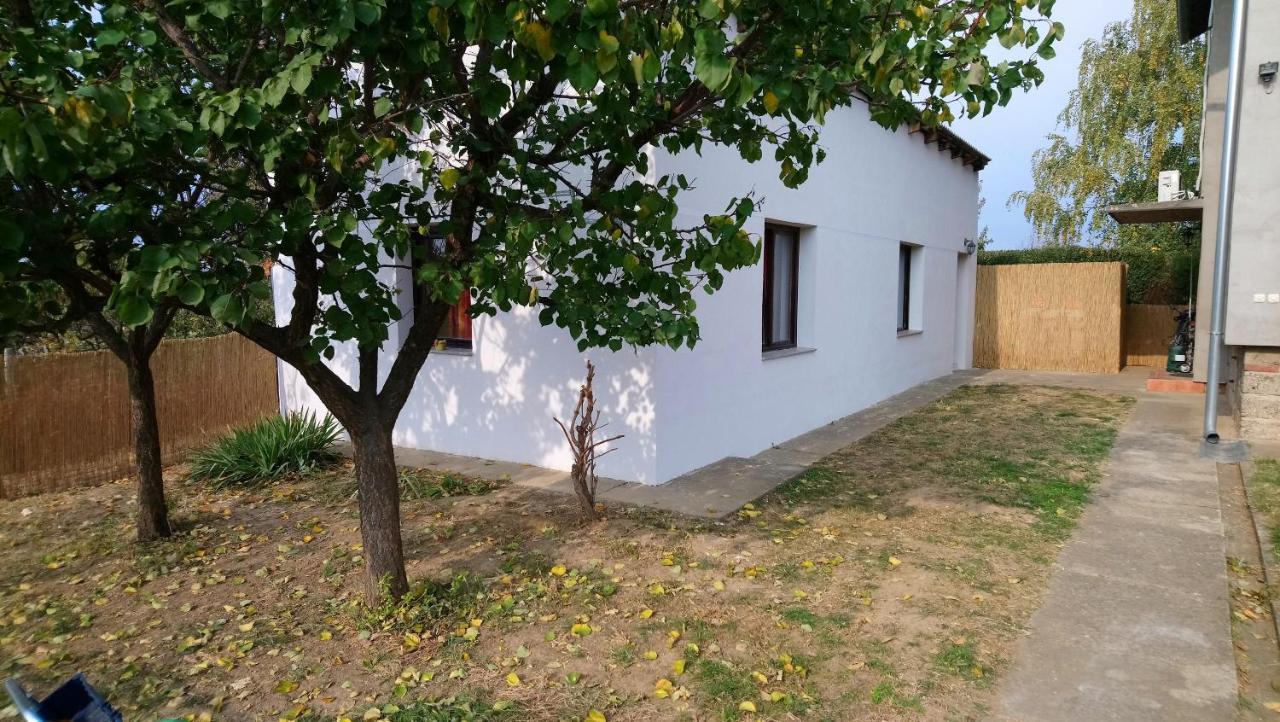 Studio Apartman Kotro Beli Manastir Exteriör bild
