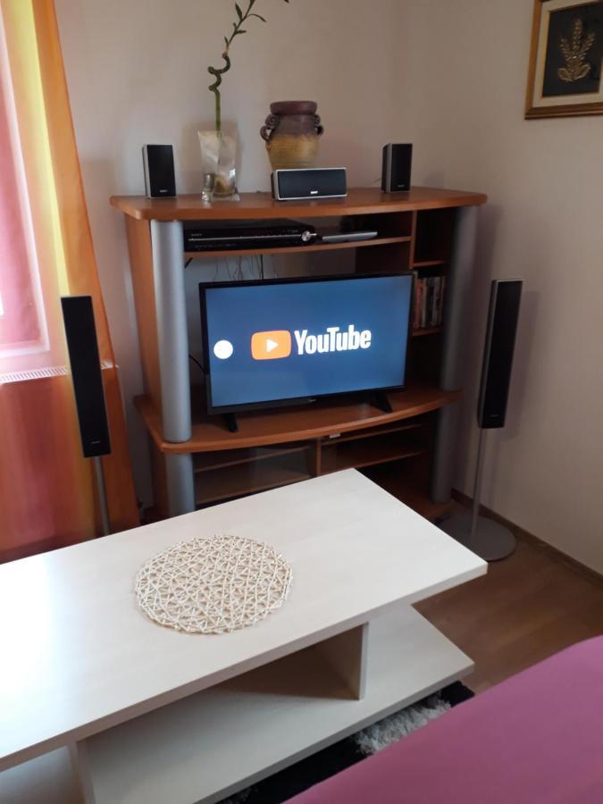 Studio Apartman Kotro Beli Manastir Exteriör bild